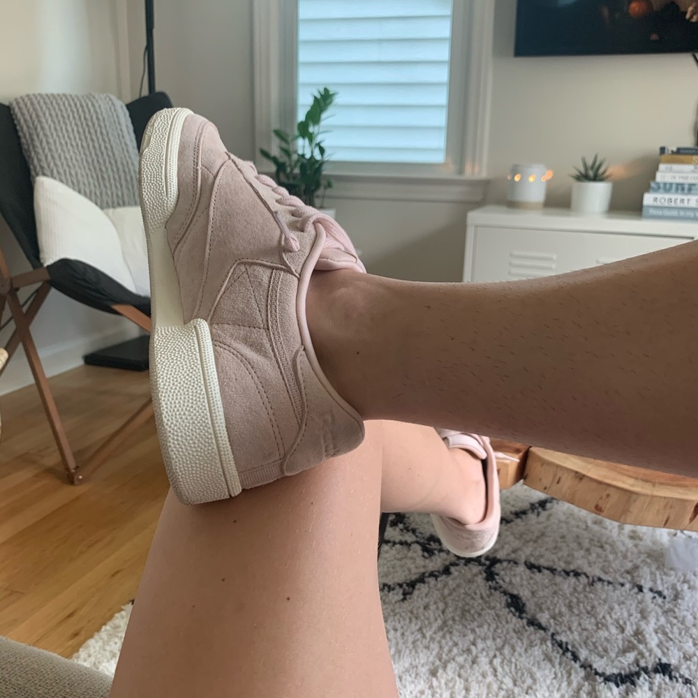 Classic Vintage Reebok’s - Picture 9 of 10